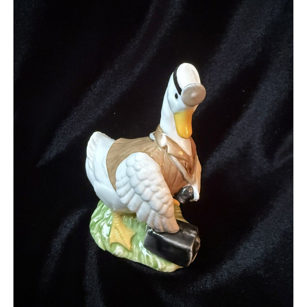 Porcelain Duck 1986 Malaysia Doctor Medical Figurine